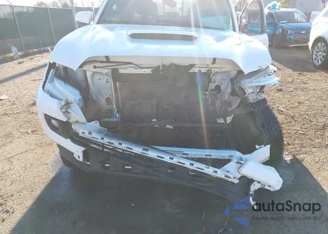 2016 Toyota Tacoma Trd Sport из США, поврежденный, VIN 3TMCZ5AN5GM039636